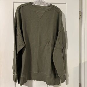 NWOT Aerie Olive Green Ribbed Sweatshirt